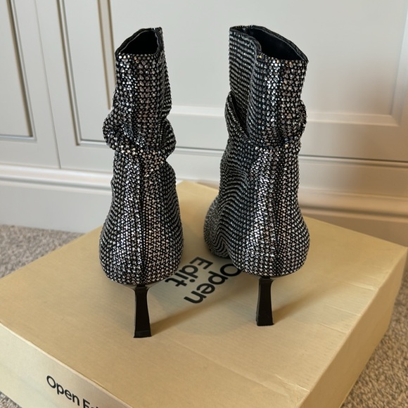 Open Edit Tilly Crystal Embellished Bootie in Silver Size 7.5 - Picture 4 of 13